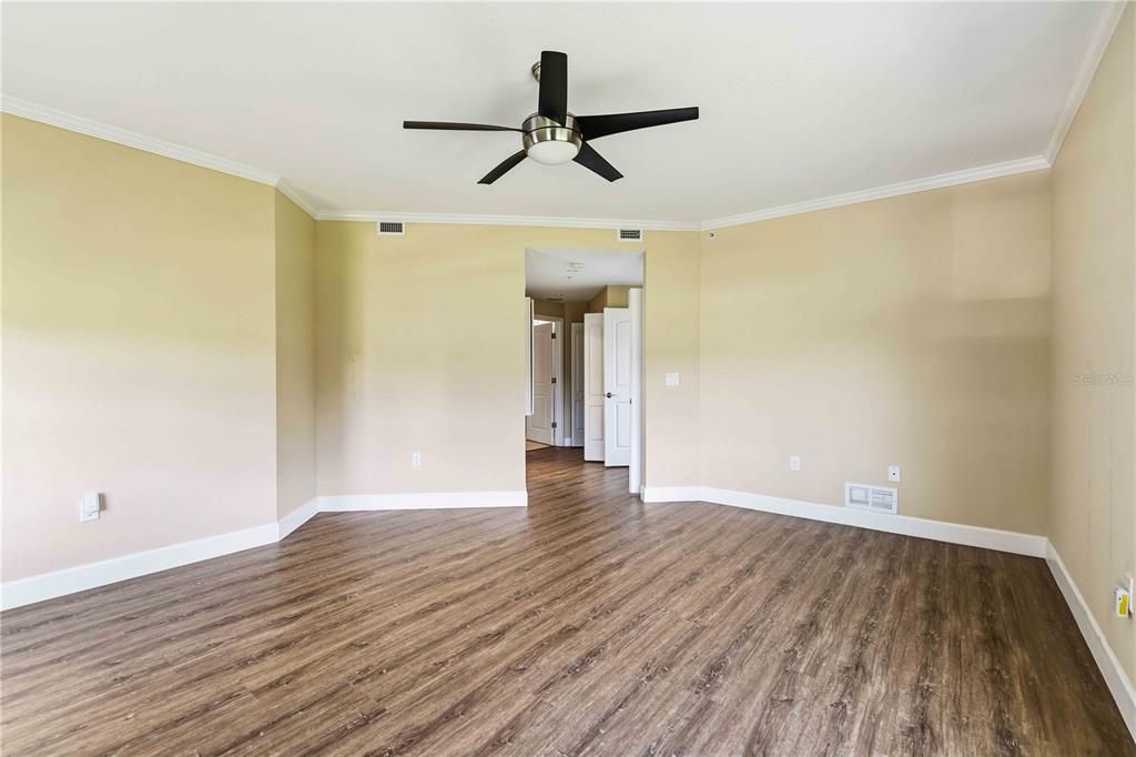 На продажу: $409,000 (2 спален, 2 ванн, 1650 Квадратных фут)