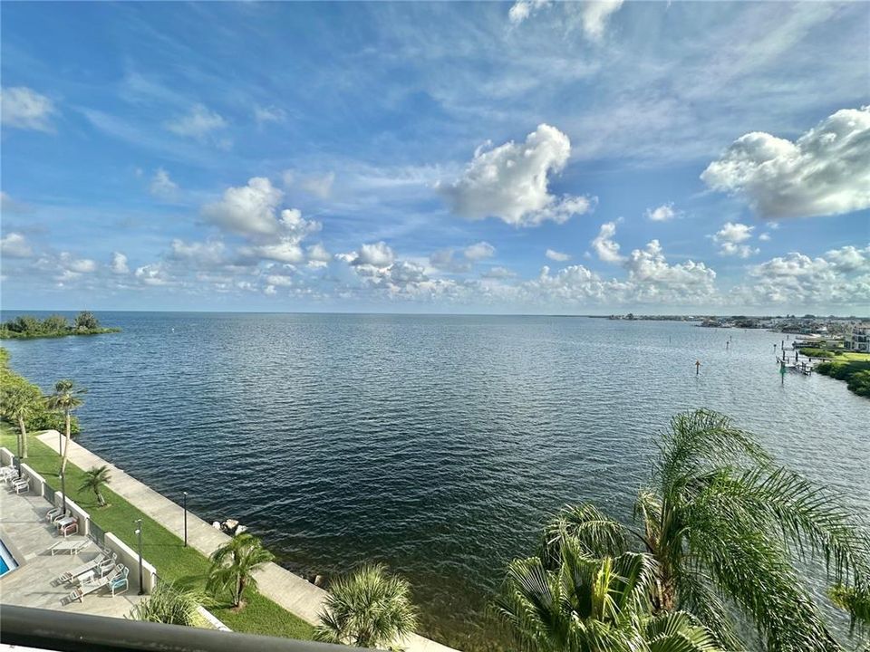 For Rent: $3,500 (2 beds, 2 baths, 1236 Square Feet)