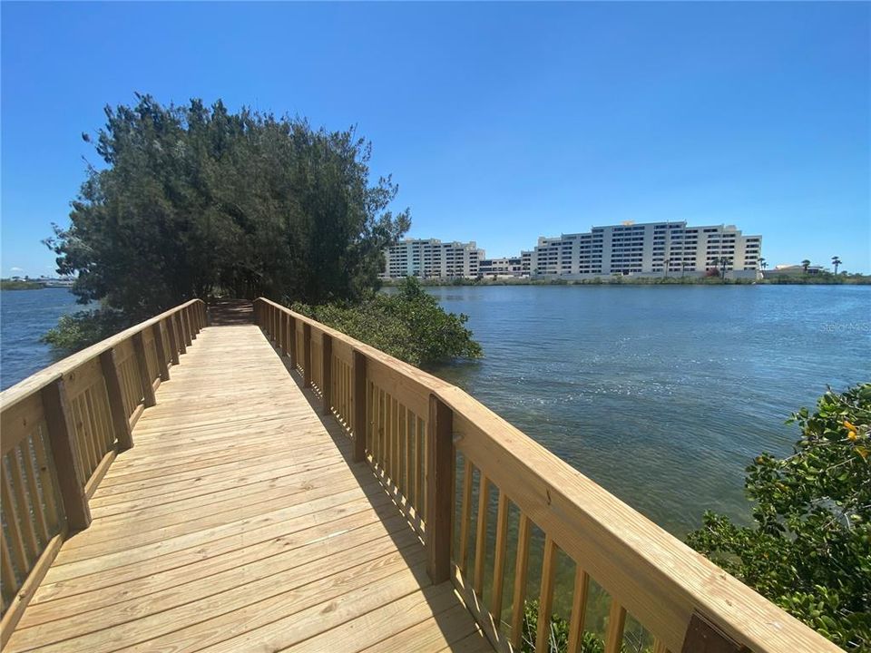 For Rent: $3,500 (2 beds, 2 baths, 1236 Square Feet)