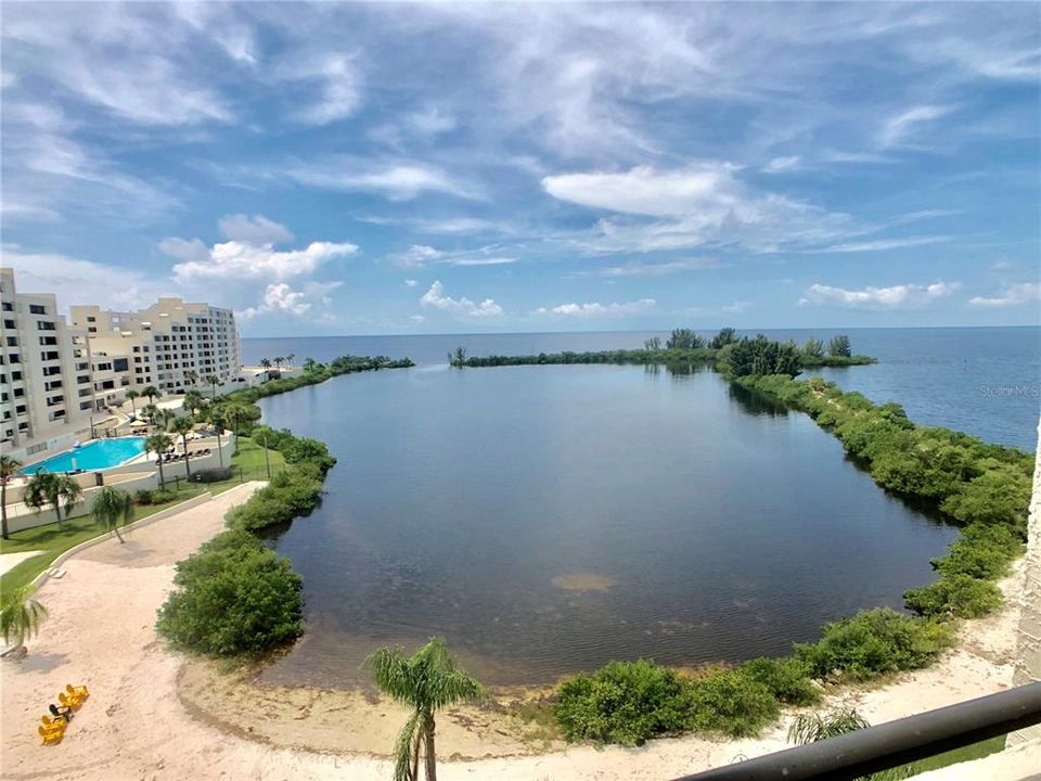 For Rent: $3,500 (2 beds, 2 baths, 1236 Square Feet)