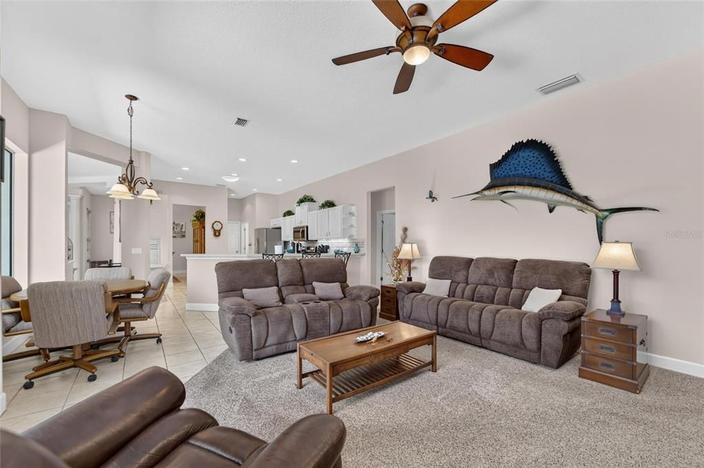For Sale: $585,000 (4 beds, 3 baths, 2561 Square Feet)