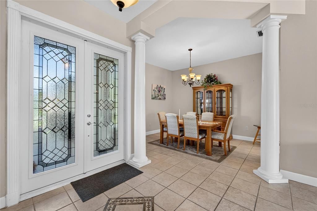 For Sale: $585,000 (4 beds, 3 baths, 2561 Square Feet)