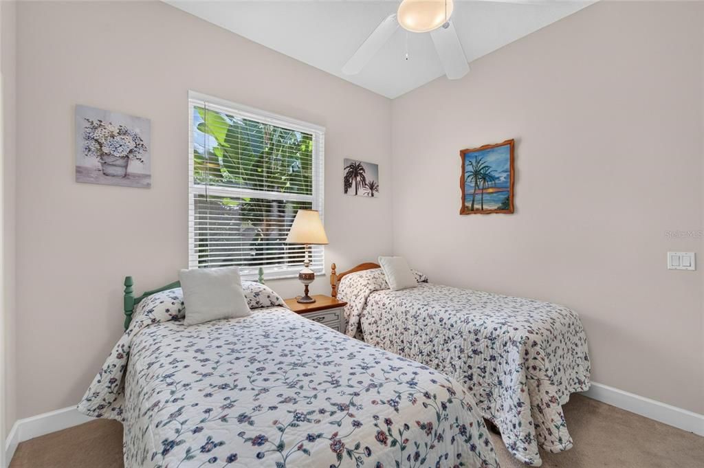 For Sale: $585,000 (4 beds, 3 baths, 2561 Square Feet)