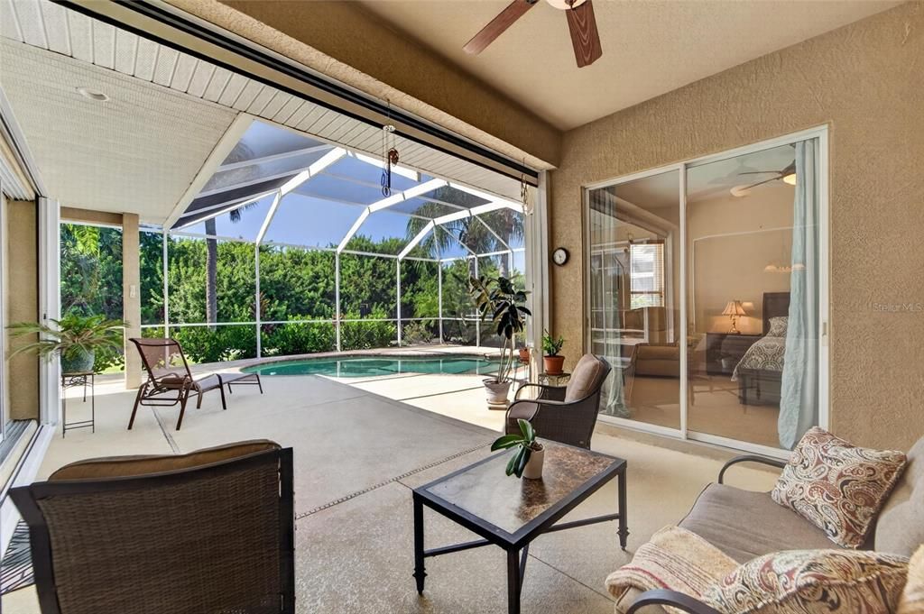 For Sale: $585,000 (4 beds, 3 baths, 2561 Square Feet)