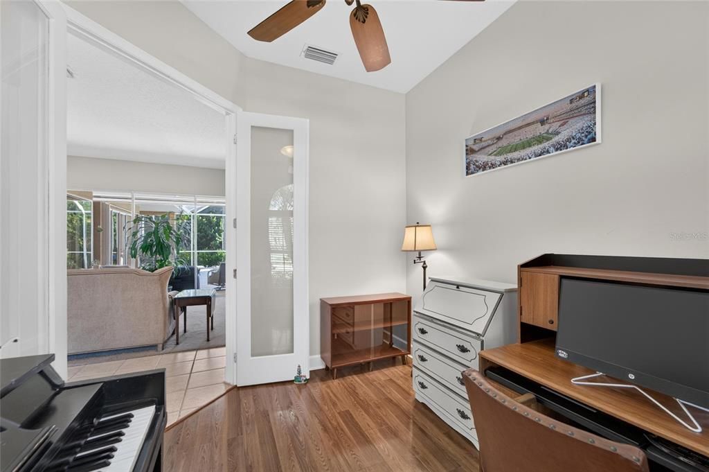 For Sale: $585,000 (4 beds, 3 baths, 2561 Square Feet)