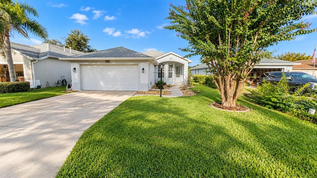 For Sale: $299,900 (3 beds, 2 baths, 1469 Square Feet)