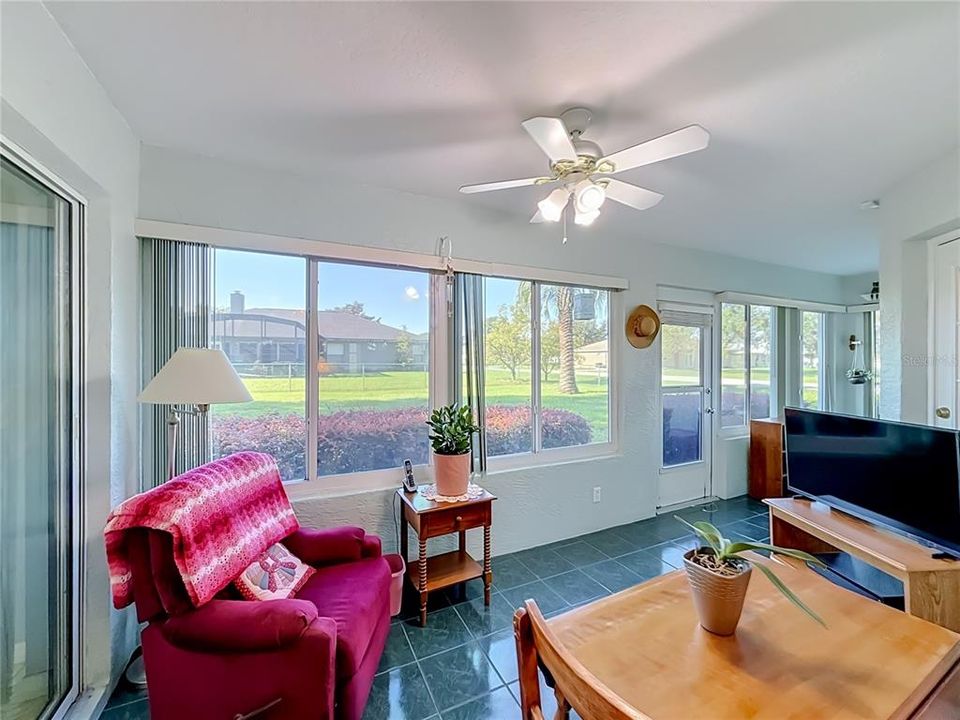 For Sale: $279,900 (3 beds, 2 baths, 1619 Square Feet)