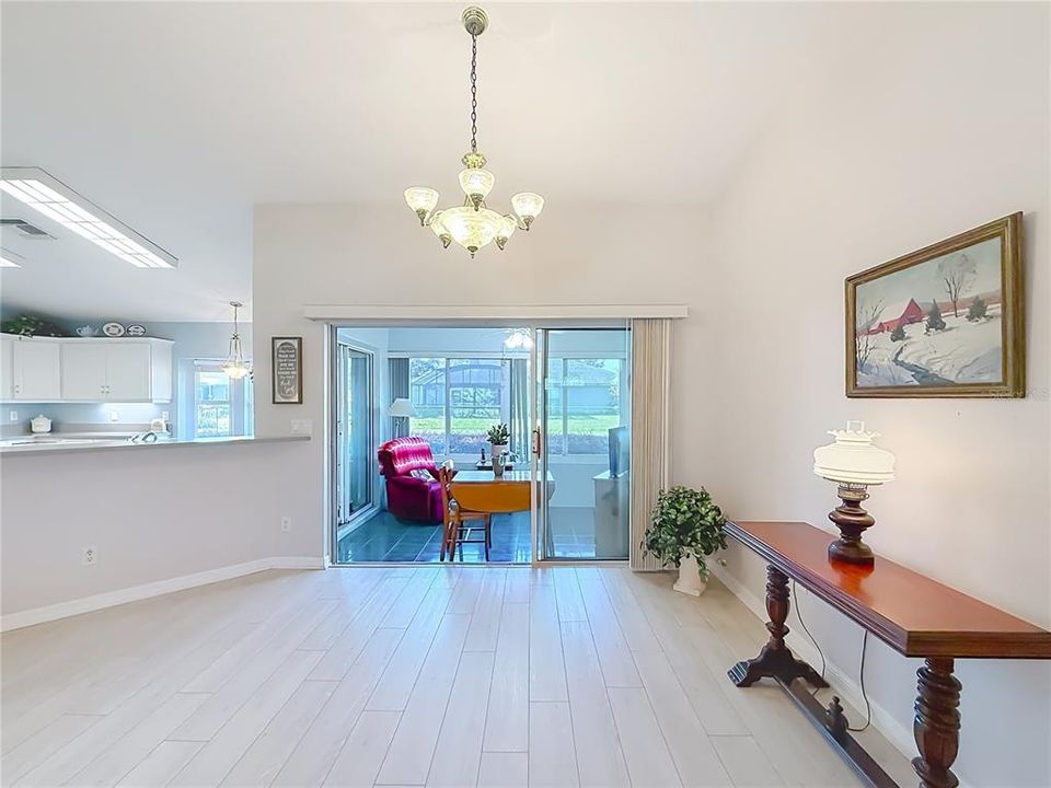 For Sale: $279,900 (3 beds, 2 baths, 1619 Square Feet)