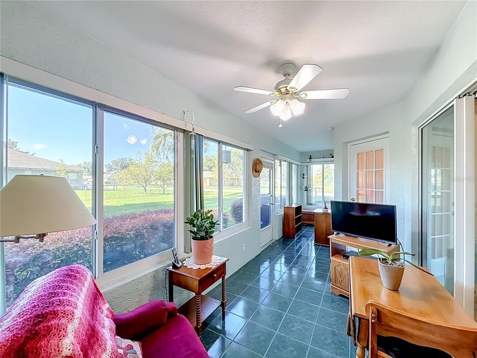 For Sale: $279,900 (3 beds, 2 baths, 1619 Square Feet)