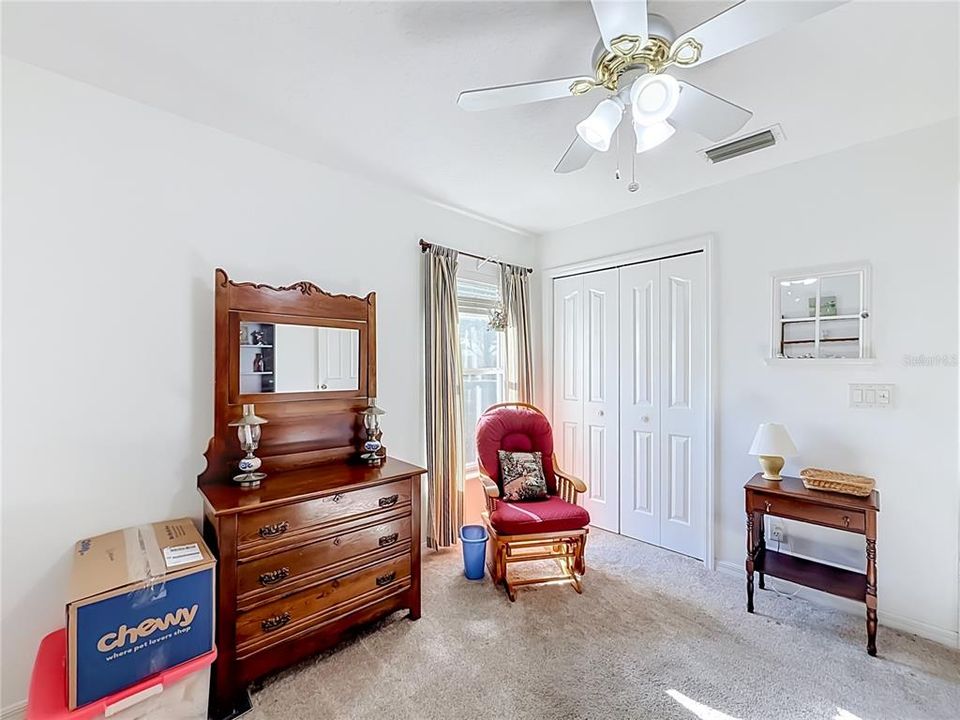 For Sale: $279,900 (3 beds, 2 baths, 1619 Square Feet)