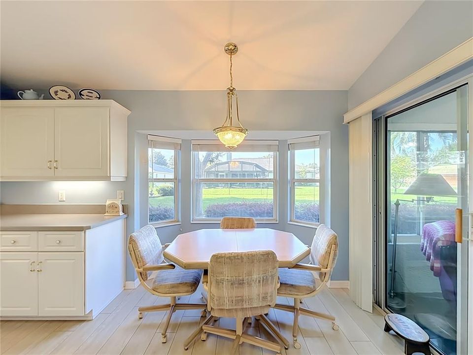 For Sale: $279,900 (3 beds, 2 baths, 1619 Square Feet)