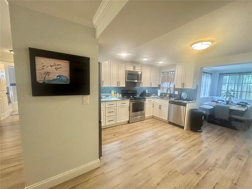 En Venta: $285,000 (3 camas, 2 baños, 1235 Pies cuadrados)