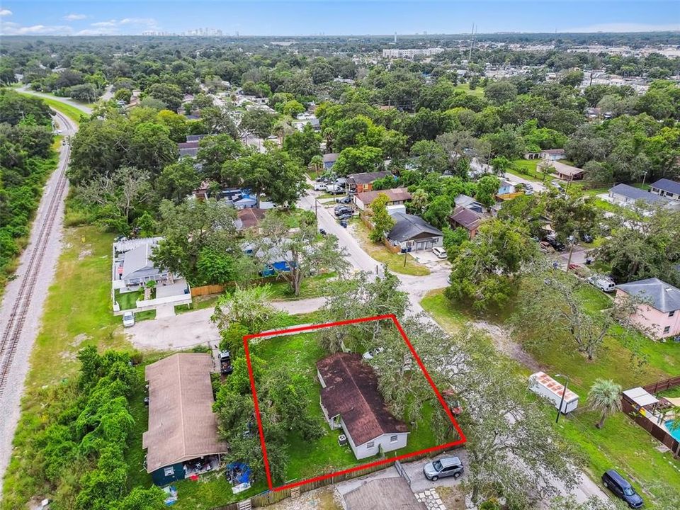 En Venta: $289,000 (4 camas, 2 baños, 1134 Pies cuadrados)