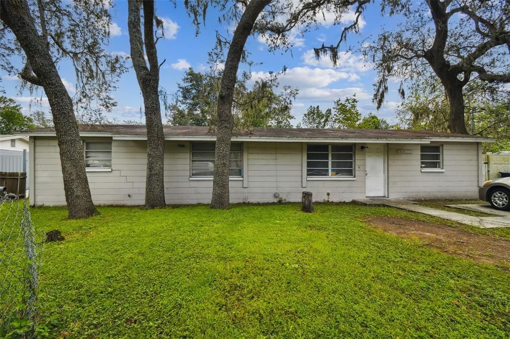 En Venta: $289,000 (4 camas, 2 baños, 1134 Pies cuadrados)