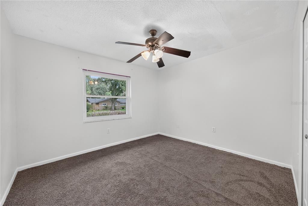 For Sale: $475,000 (3 beds, 2 baths, 1725 Square Feet)