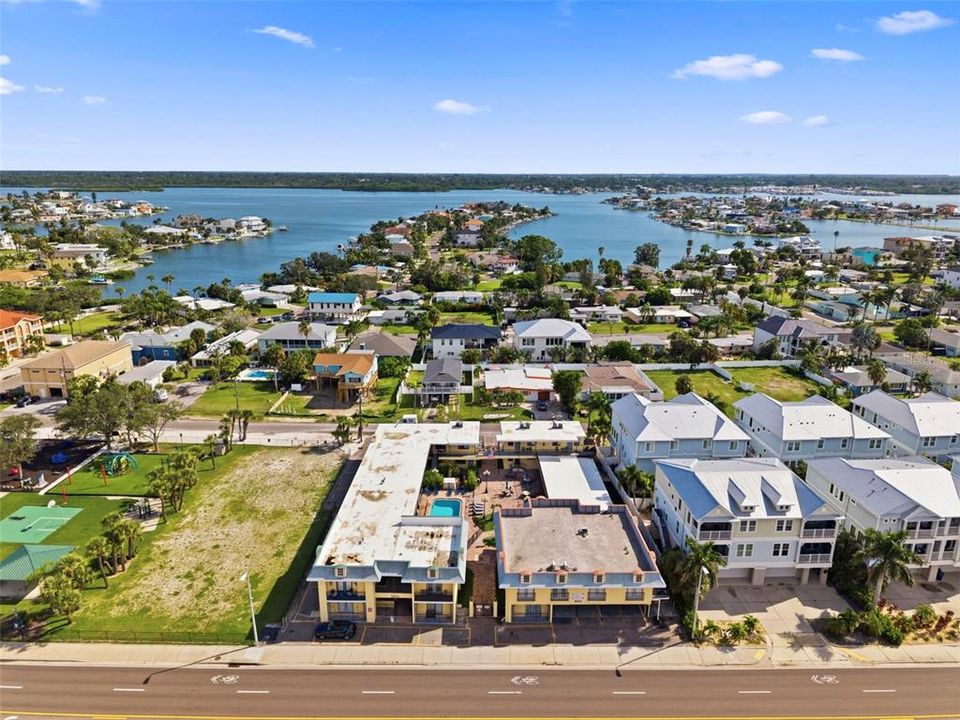 For Sale: $240,000 (0 beds, 1 baths, 240 Square Feet)
