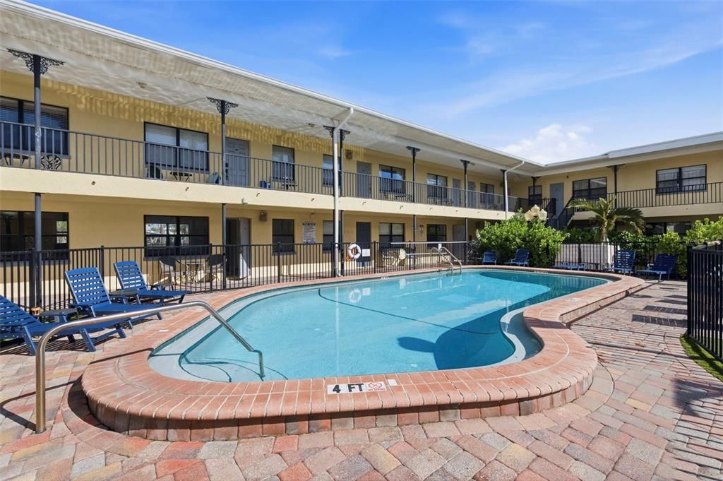 For Sale: $240,000 (0 beds, 1 baths, 240 Square Feet)