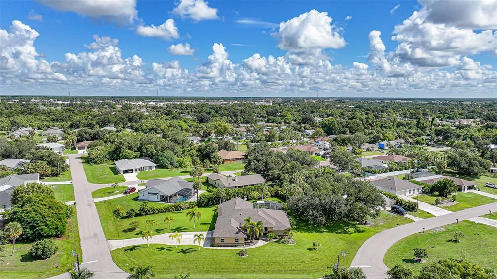 En Venta: $629,900 (4 camas, 2 baños, 2577 Pies cuadrados)