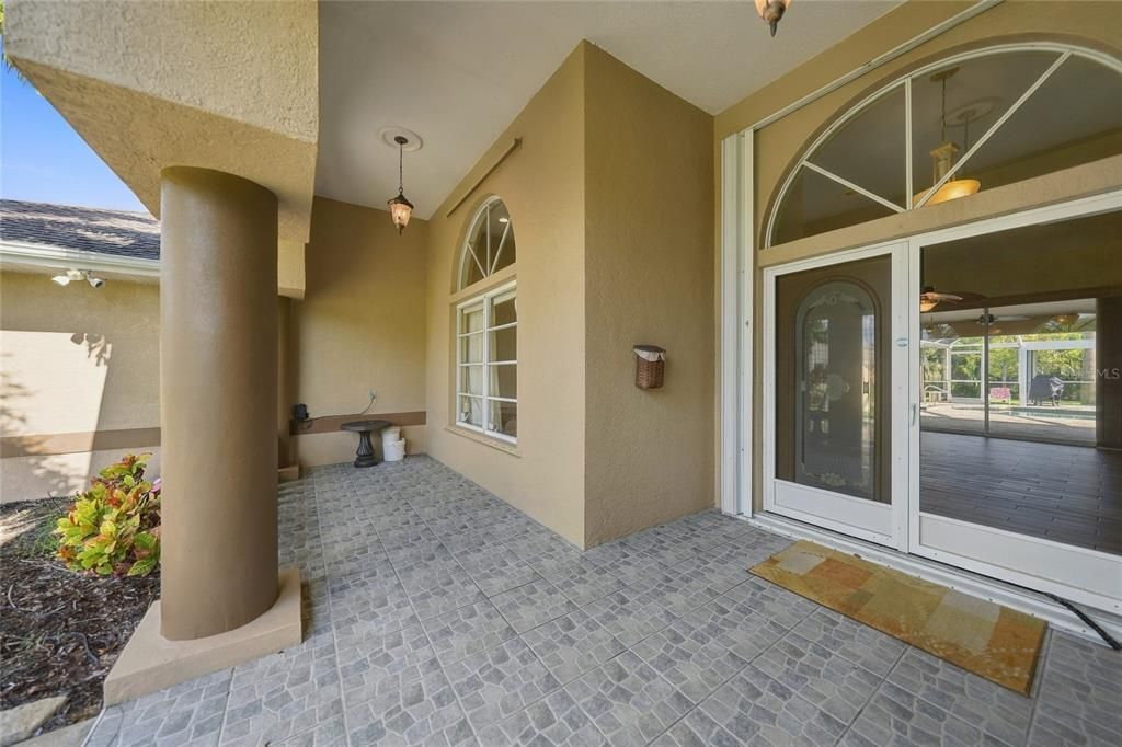 En Venta: $629,900 (4 camas, 2 baños, 2577 Pies cuadrados)