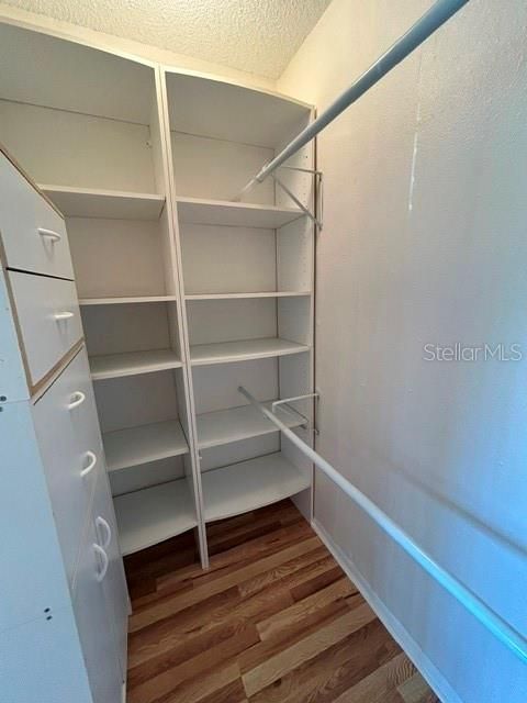 En Venta: $284,000 (3 camas, 2 baños, 1353 Pies cuadrados)
