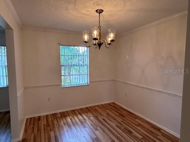 En Venta: $284,000 (3 camas, 2 baños, 1353 Pies cuadrados)
