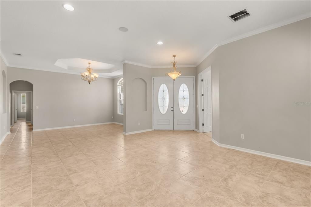 For Sale: $750,000 (4 beds, 3 baths, 2989 Square Feet)
