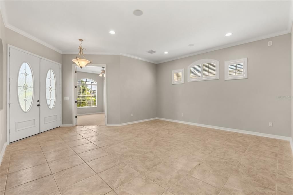 For Sale: $750,000 (4 beds, 3 baths, 2989 Square Feet)