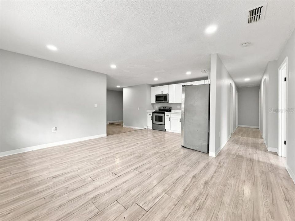 En Venta: $254,999 (5 camas, 2 baños, 1380 Pies cuadrados)