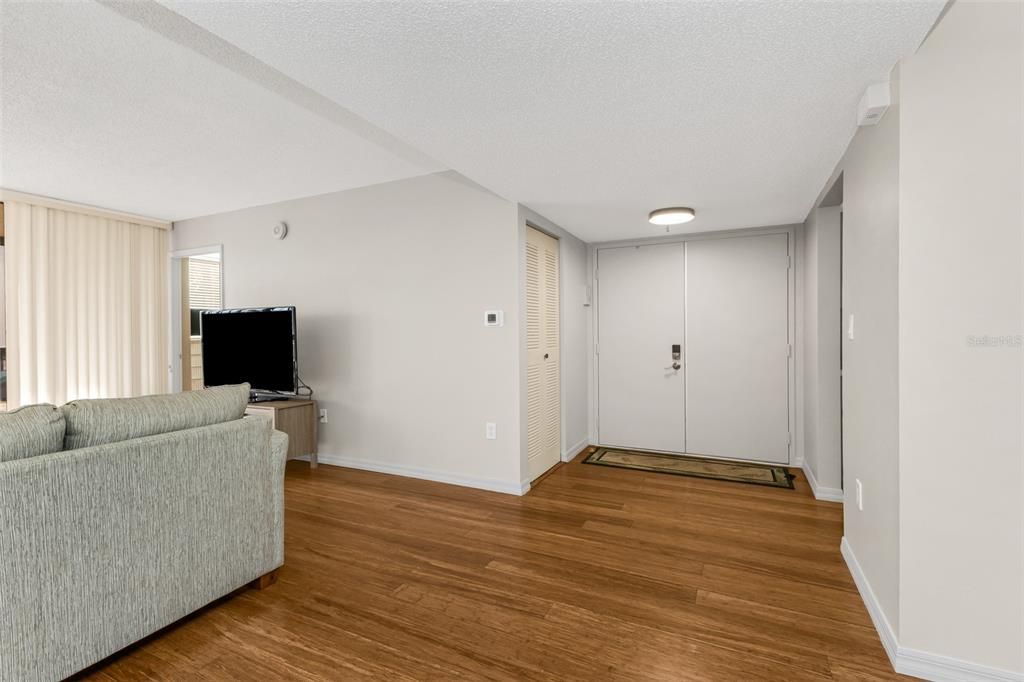 En Venta: $134,900 (3 camas, 2 baños, 1097 Pies cuadrados)