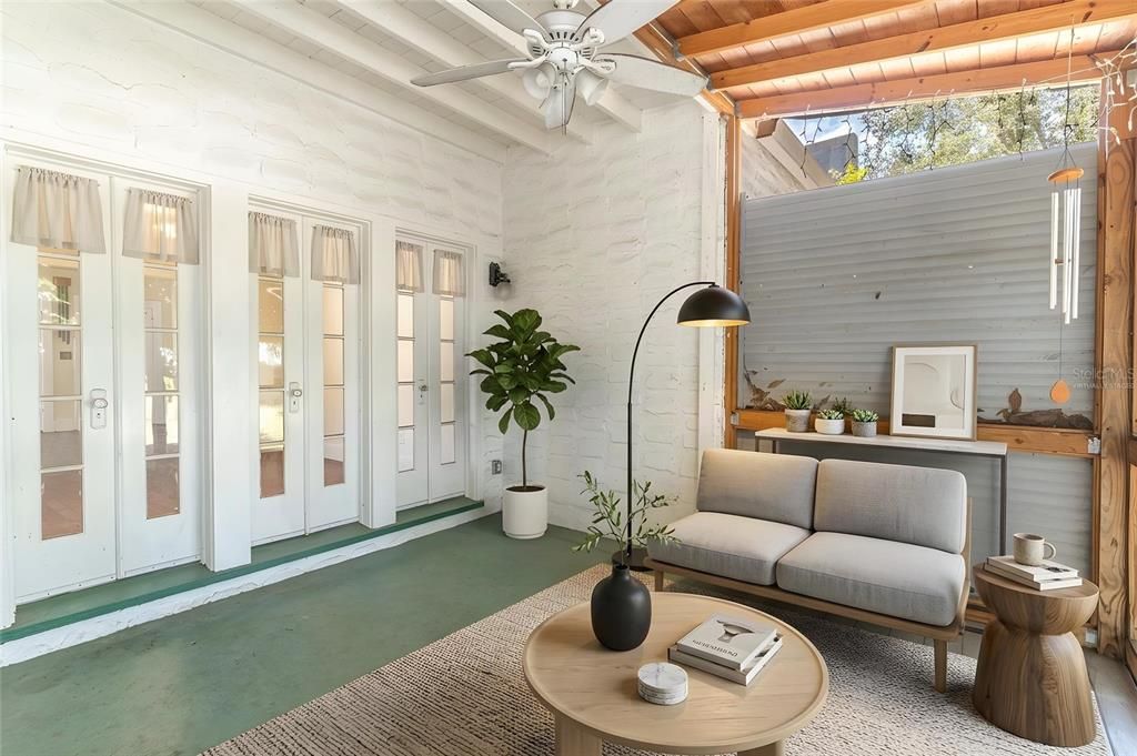 For Sale: $225,000 (2 beds, 1 baths, 1064 Square Feet)