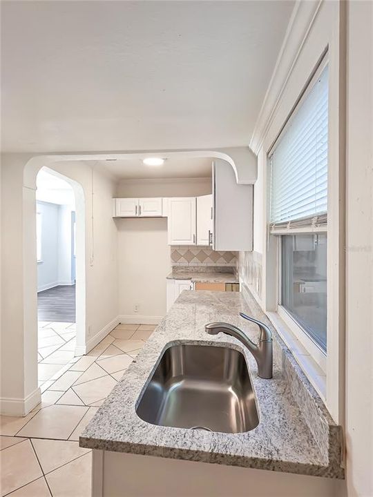En Venta: $289,000 (3 camas, 2 baños, 1331 Pies cuadrados)