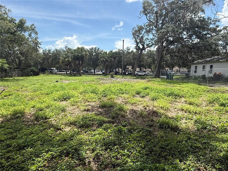 待售: $99,900 (0.17 acres)