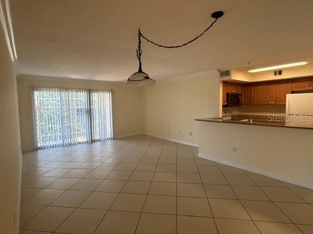 В аренду: $2,400 (3 спален, 2 ванн, 1186 Квадратных фут)
