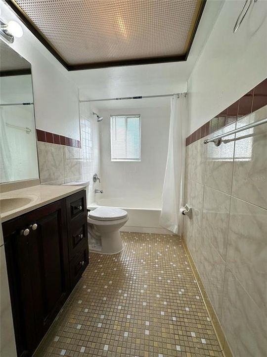 На продажу: $455,000 (4 спален, 2 ванн, 1519 Квадратных фут)