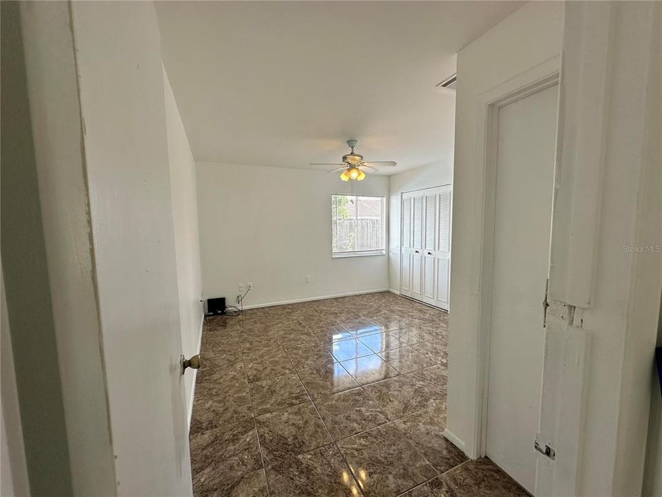 На продажу: $455,000 (4 спален, 2 ванн, 1519 Квадратных фут)