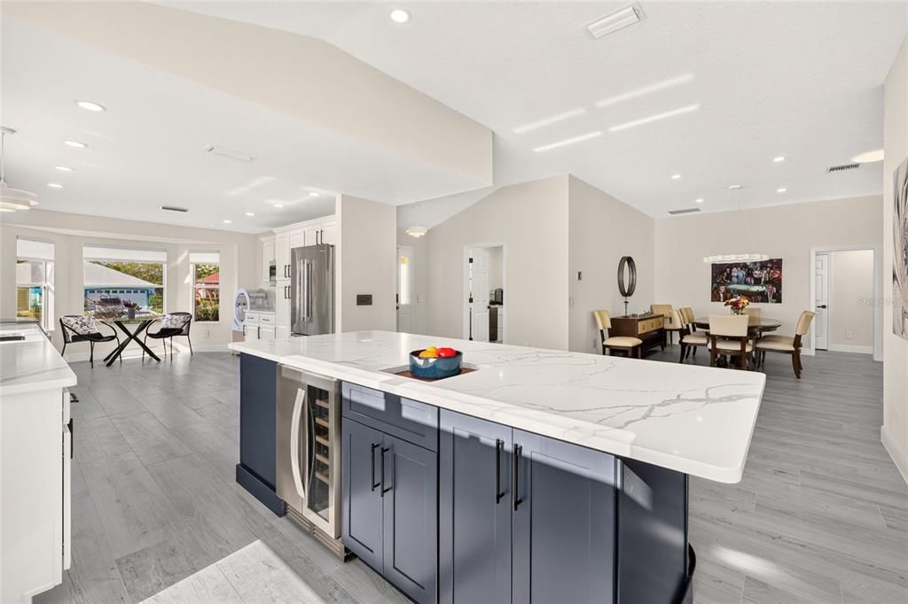 En Venta: $798,000 (3 camas, 2 baños, 2174 Pies cuadrados)