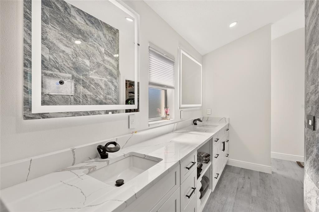 En Venta: $798,000 (3 camas, 2 baños, 2174 Pies cuadrados)