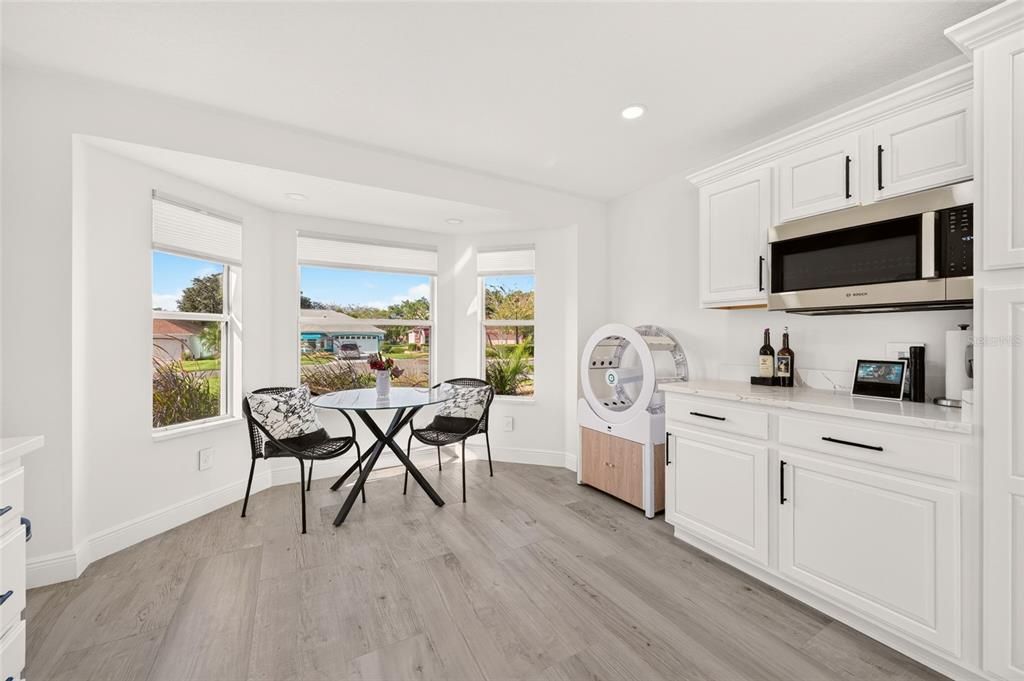 En Venta: $798,000 (3 camas, 2 baños, 2174 Pies cuadrados)