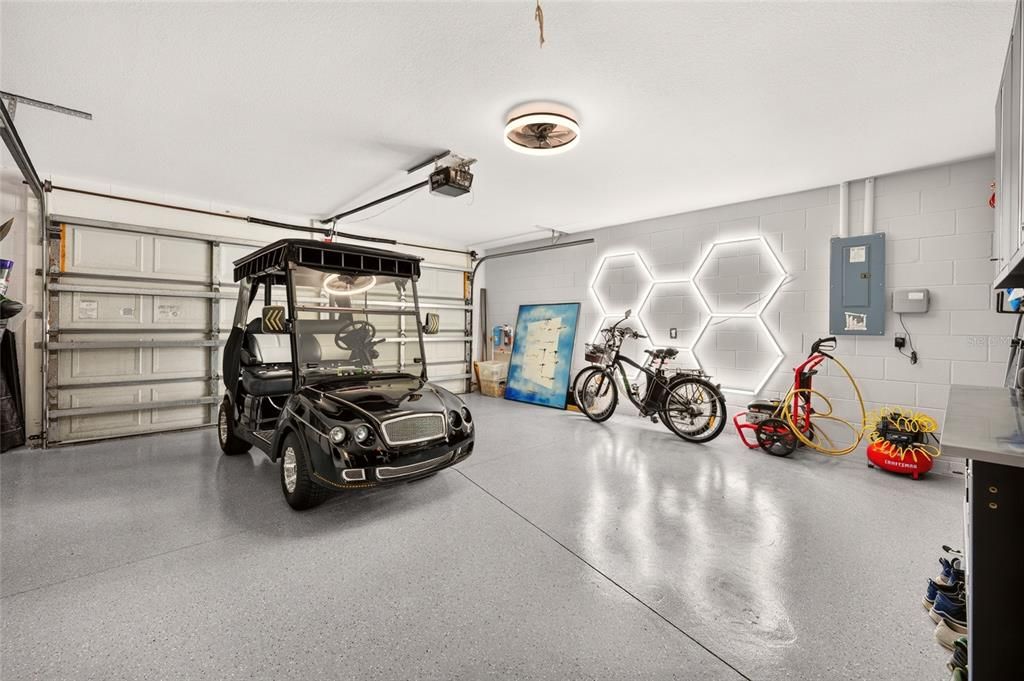 En Venta: $798,000 (3 camas, 2 baños, 2174 Pies cuadrados)