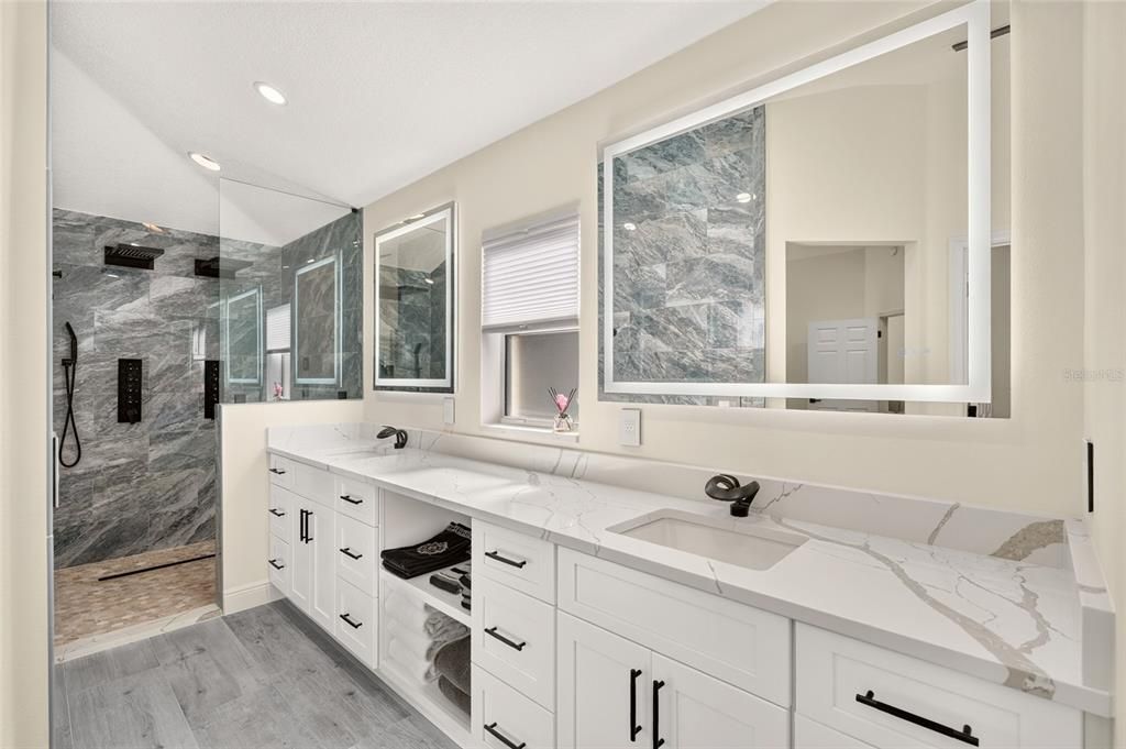En Venta: $798,000 (3 camas, 2 baños, 2174 Pies cuadrados)