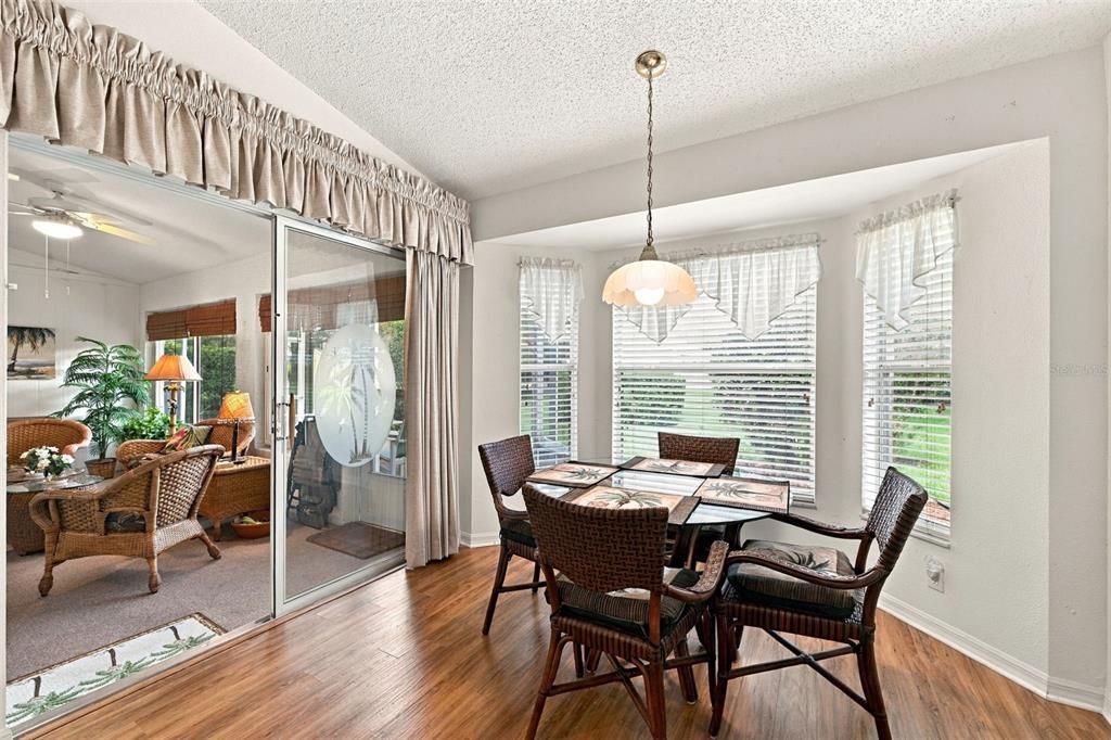 En Venta: $359,000 (2 camas, 2 baños, 1655 Pies cuadrados)