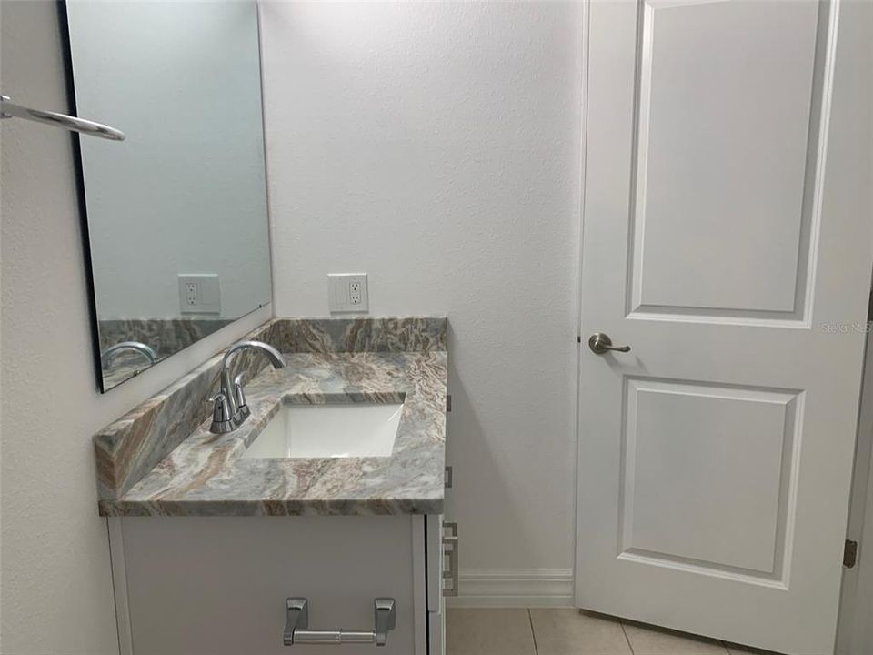 For Rent: $1,800 (3 beds, 2 baths, 1484 Square Feet)