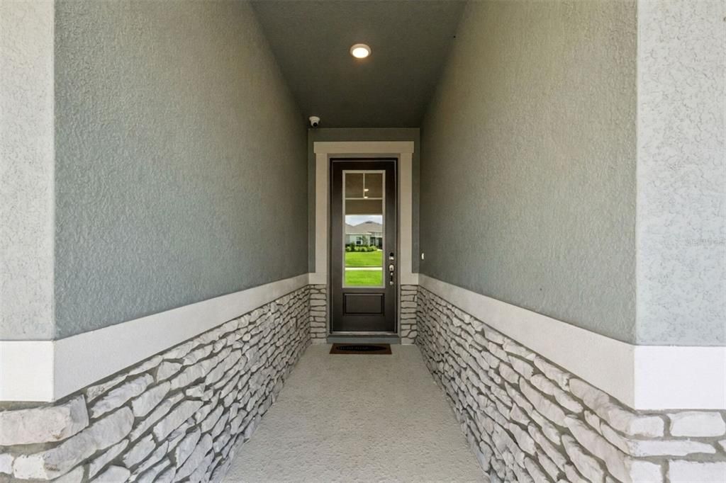 For Sale: $449,990 (3 beds, 2 baths, 2051 Square Feet)