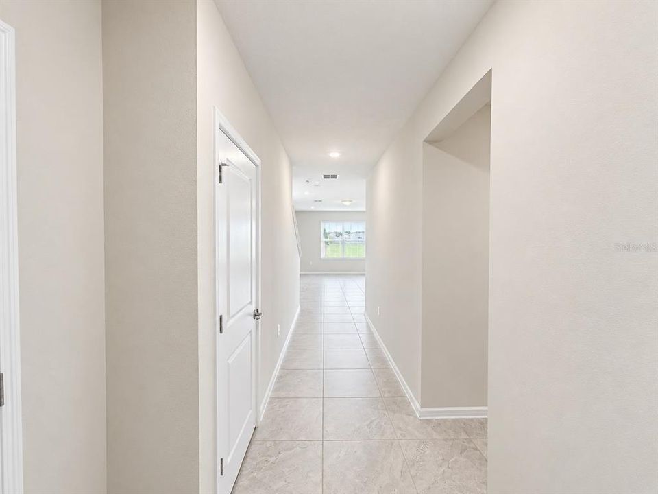 En Venta: $416,000 (4 camas, 3 baños, 2217 Pies cuadrados)