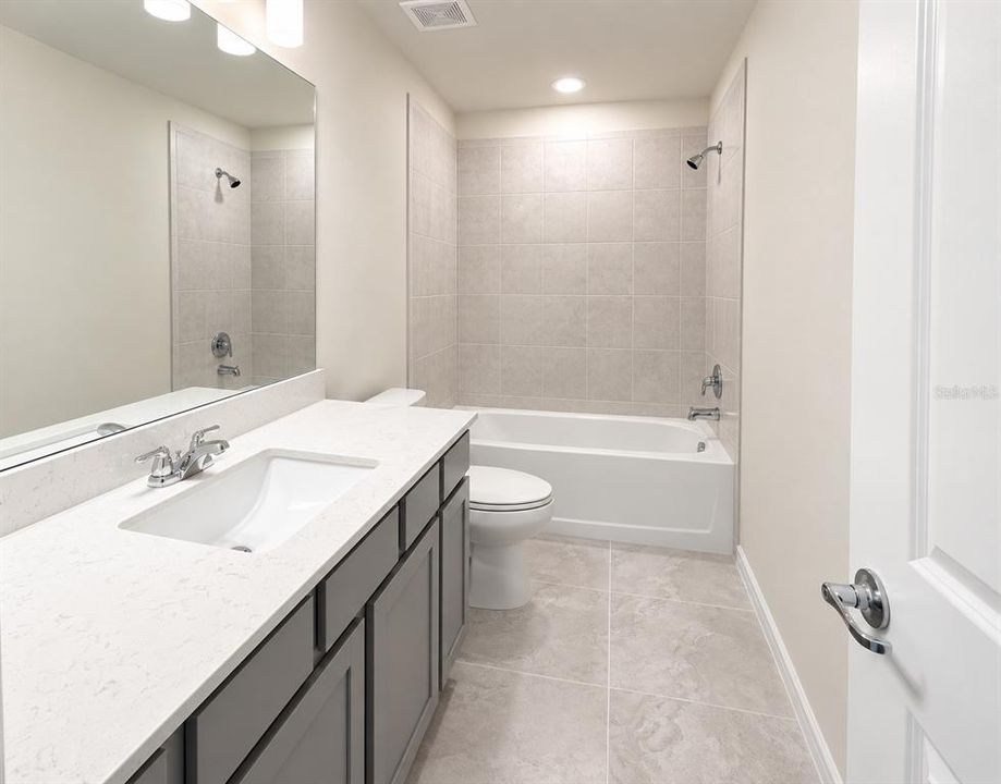 En Venta: $416,000 (4 camas, 3 baños, 2217 Pies cuadrados)