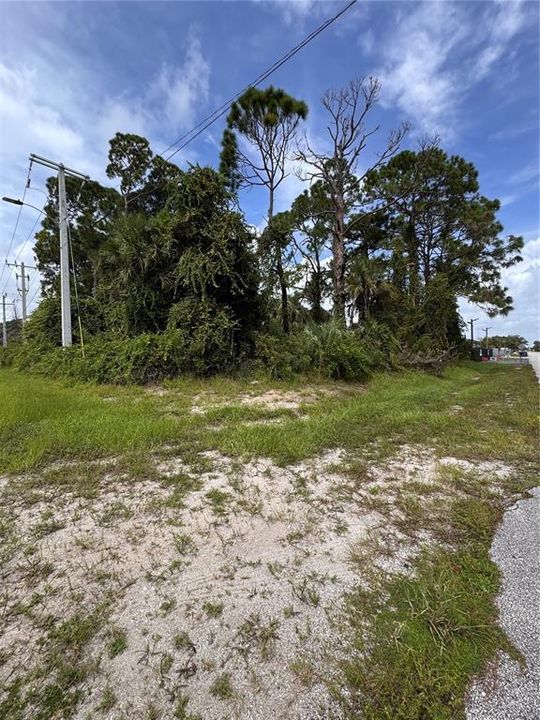 En Venta: $225,000 (0.50 acres)