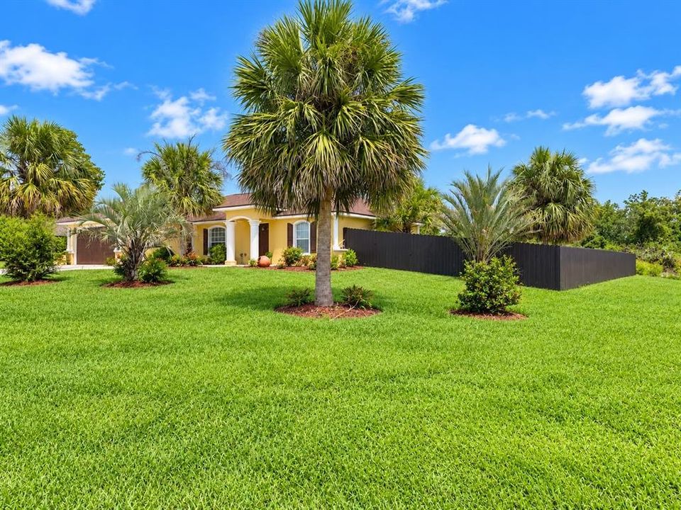 For Sale: $290,000 (3 beds, 2 baths, 1356 Square Feet)