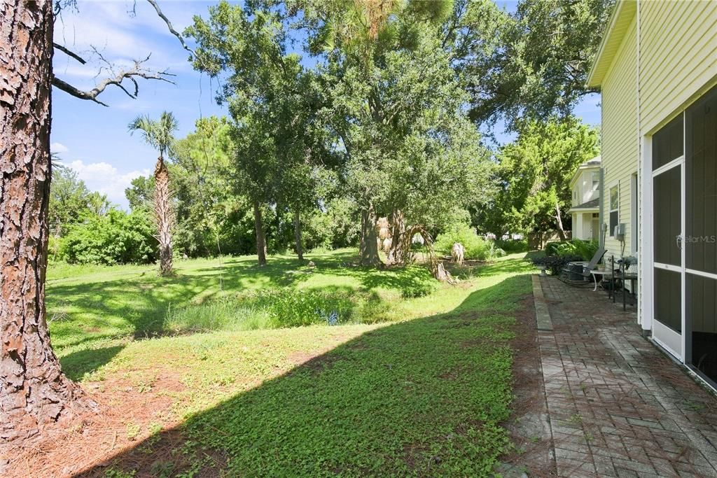 For Rent: $2,000 (2 beds, 1 baths, 1133 Square Feet)