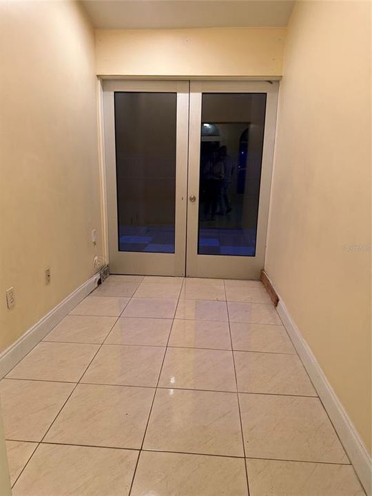 En Venta: $399,900 (4 camas, 2 baños, 1434 Pies cuadrados)