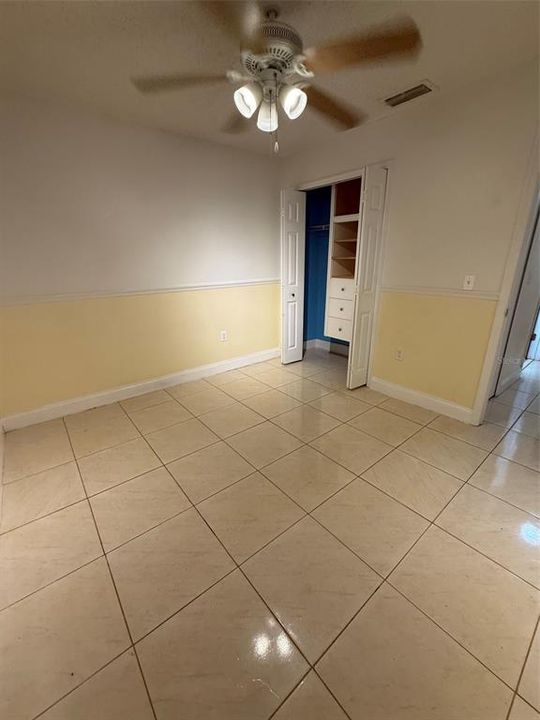 En Venta: $399,900 (4 camas, 2 baños, 1434 Pies cuadrados)